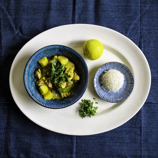 Chicken, Potato and Snow Pea Curry