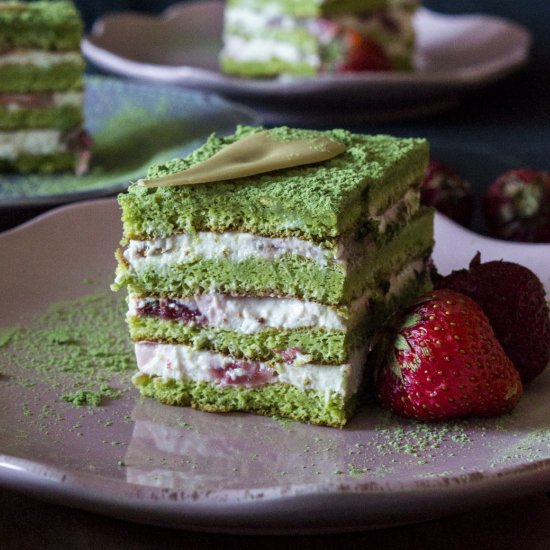 Matcha and Strawberry Cake.