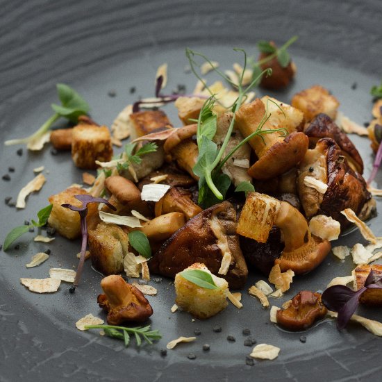 Smoked Chanterelle Salad