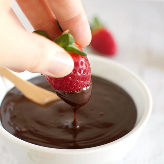 Rich fudgy chocolate sauce