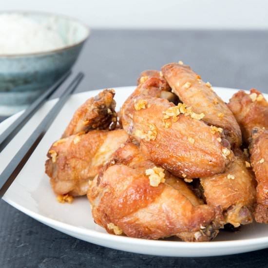 Crispy Oven Baked Garlic Chicken Wings