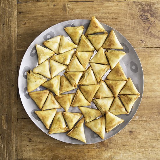 Spicy Beef Mince Samosas