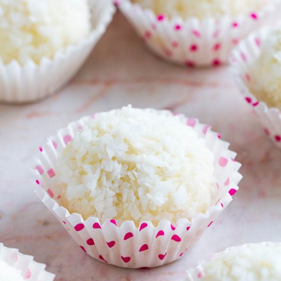 Coconut Almond Balls