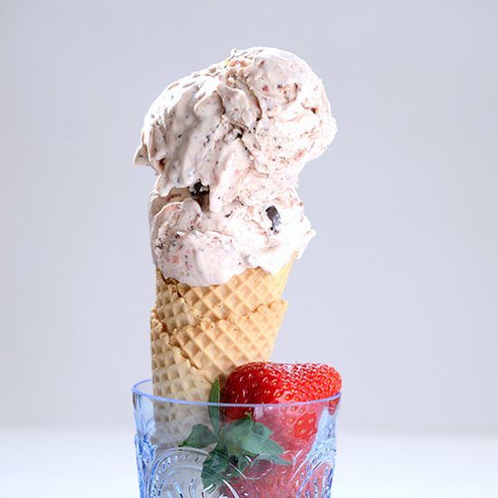 Strawberry Balsamic Ice Cream