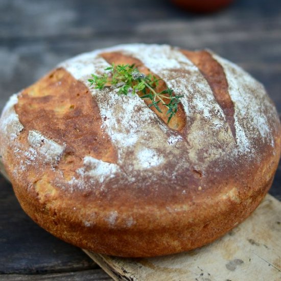 Bread with Flour and Thyme