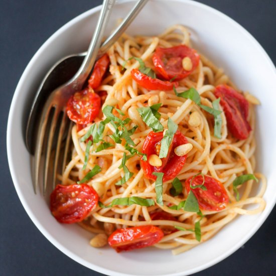 Spaghetti & Roasted Cherry Tomatoes