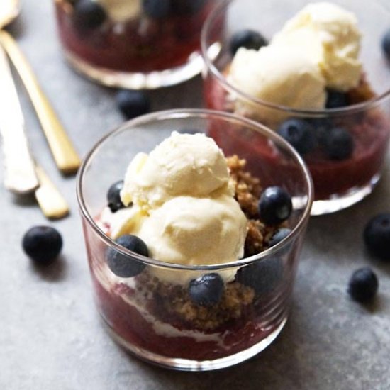 Paleo Berry Crisp