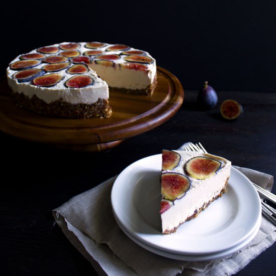 Vegan No-Bake Cheesecake