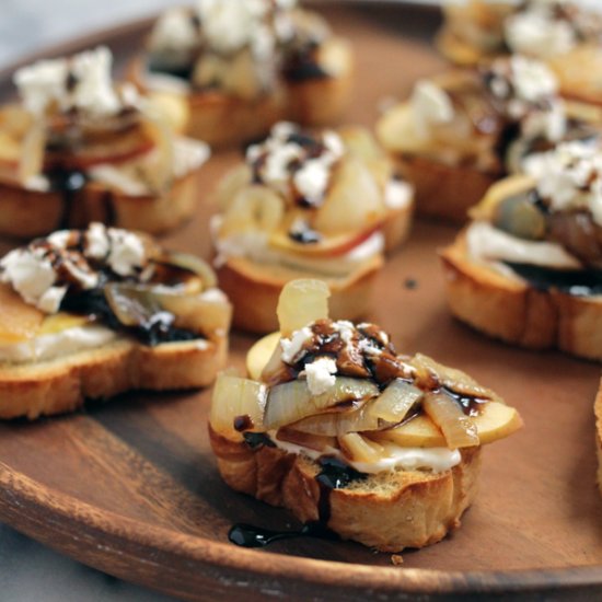 French Onion & Apple Crostini