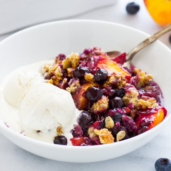 Blueberry Peach Oatmeal Crisp