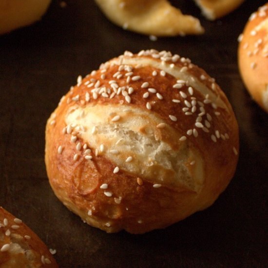 Pretzel Buns