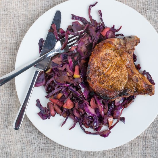 Broiled Pork Chops with Red Cabbage