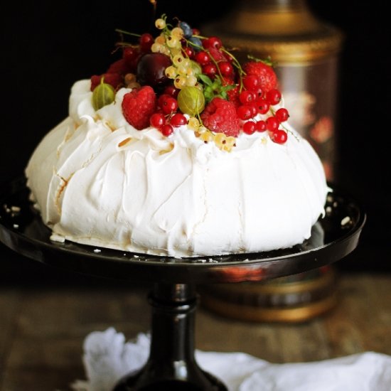 Summer Pavlova