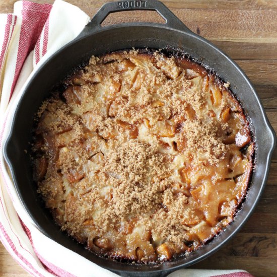 Easy Skillet Peach Cobbler Dessert