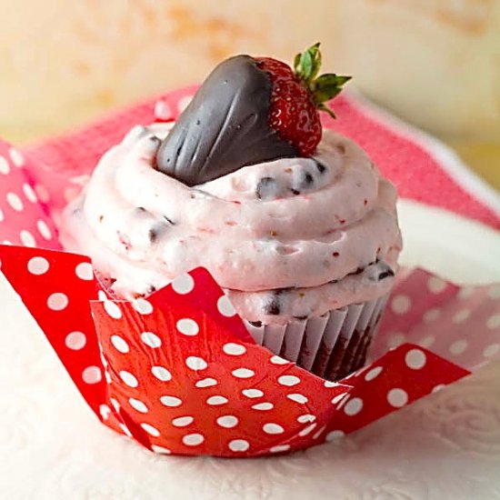 Strawberries and Cream Cupcakes