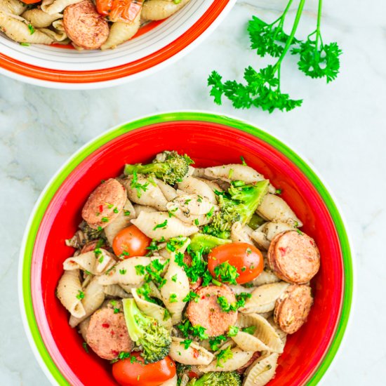 SHELL PASTA WITH SAUSAGE