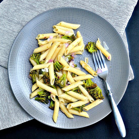 Broccoli and Garlic Penne Pasta