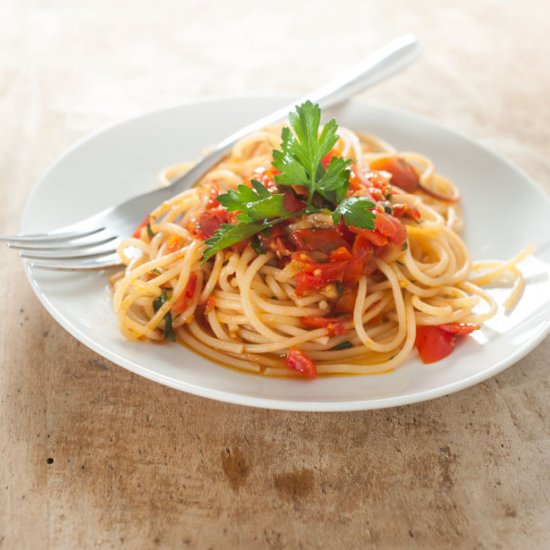 Easy Fresh Tomato Sauce