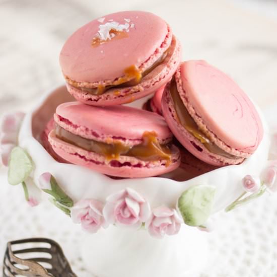 Macarons with fleur de sel caramel