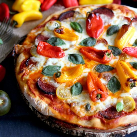 HEIRLOOM TOMATO AND BASIL PIZZA