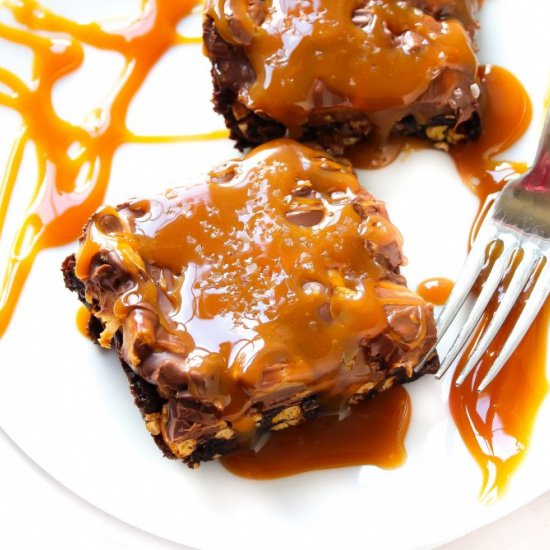 Peanut Butter Pretzel Brownies