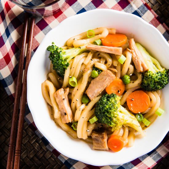 Easy Chinese Chow Mein