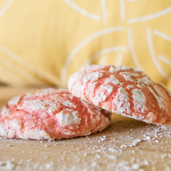 Strawberry Crinkle Cookies