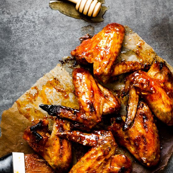 Honey Sriracha Chicken Wings