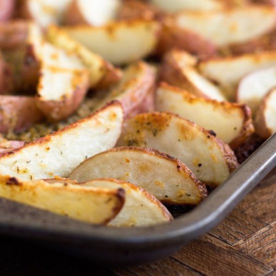 Roasted Garlic Parmesan Potatoes