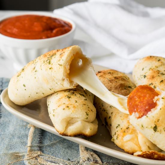 Pepperoni Pizza Sticks