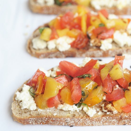 Tomato Feta Brushetta