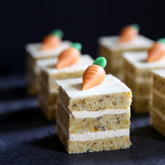 Mini Carrot Cakes