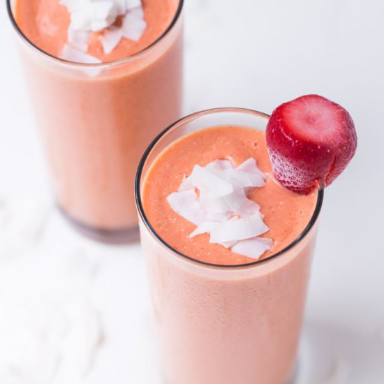 Tropical Strawberry Smoothie