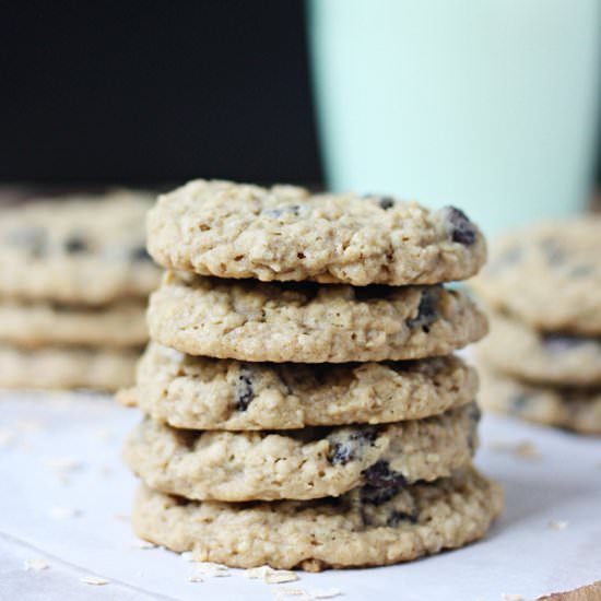 Amazing Oatmeal Raisin Cookies