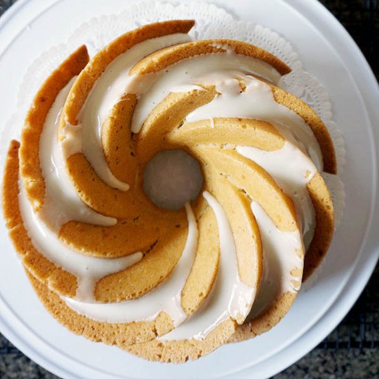 Vegan Lemon Bundt Cake