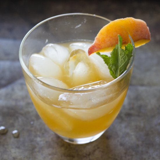 Maple Peach Bourbon Smash