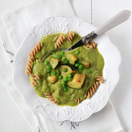 Zucchini Green Pea Cream Soup