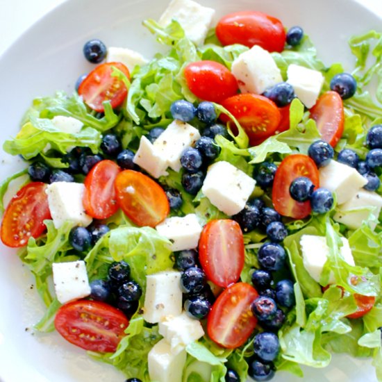 Blueberry Mozzarella Arugula Salad