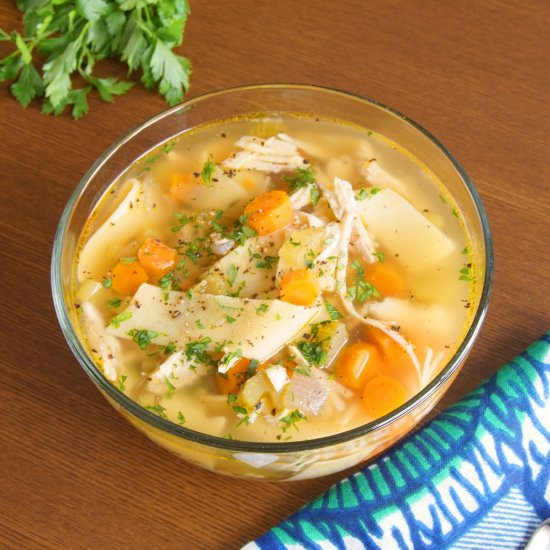 Slow Cooker Chicken Noodle Soup