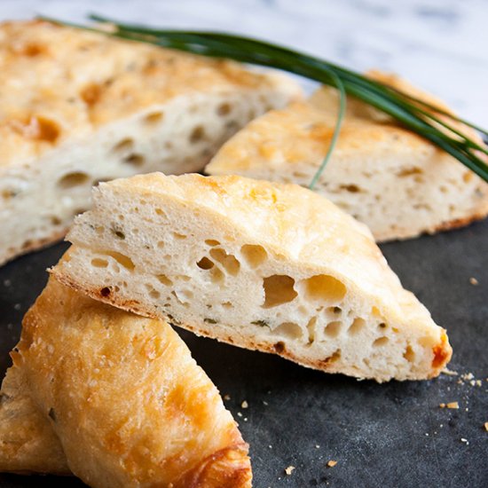 Cheddar Chive Crusty Bread