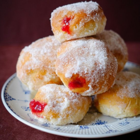 Raspberry & Red Currant Doughnuts