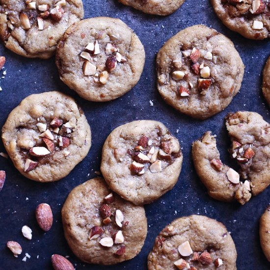 Salted Caramel Almond Crunch Cookie