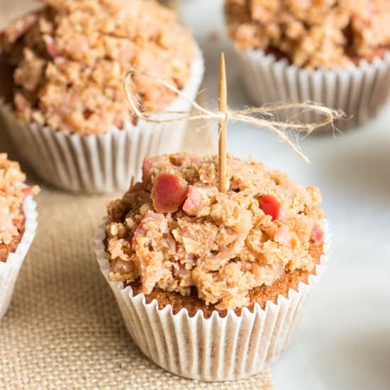 Spiced Apple Crumble Muffins