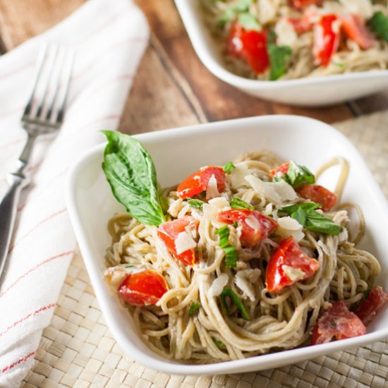 Fresh Tomato and Goat Cheese Pasta