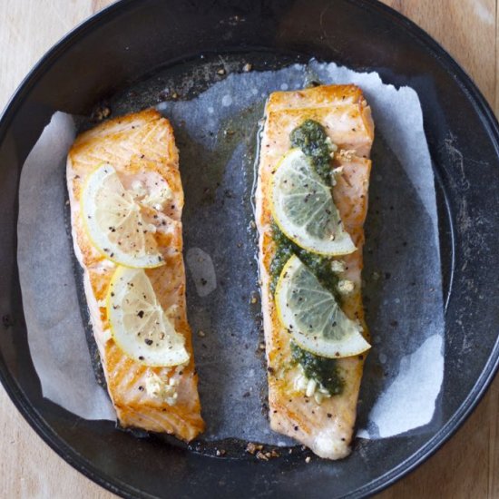 Baked Salmon with Pesto