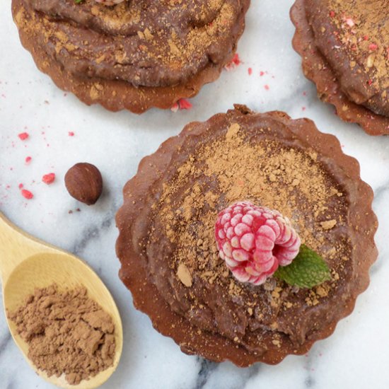 Raw Chocolate Hazelnut Tarts