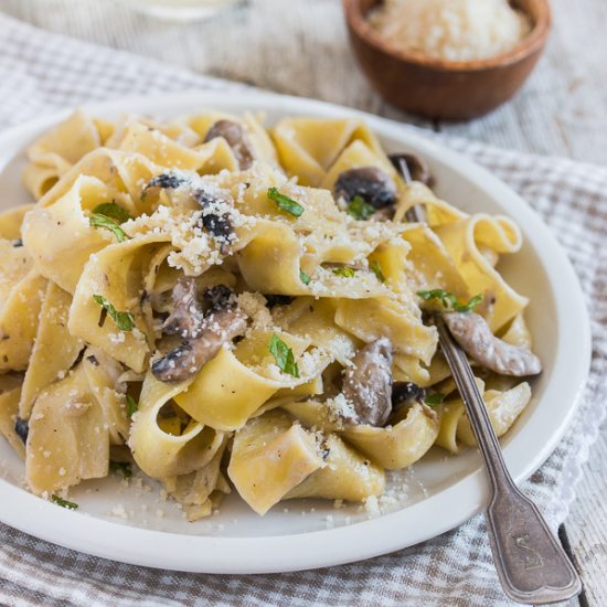 Mushroom Alfredo Pasta