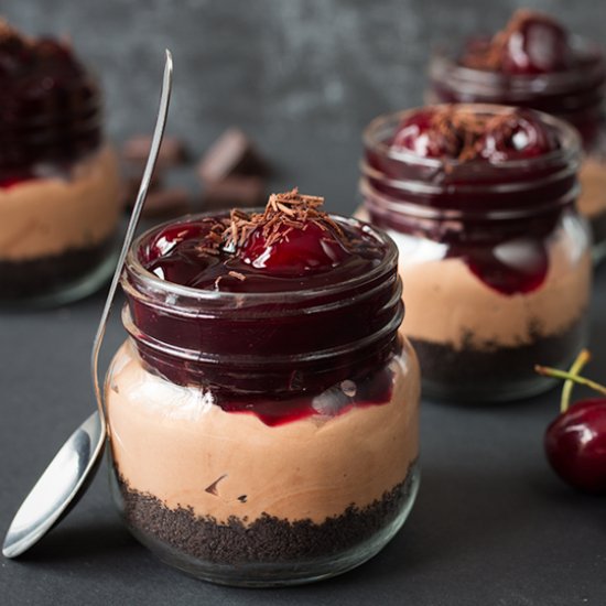 No Bake Chocolate Cherry Cheesecake