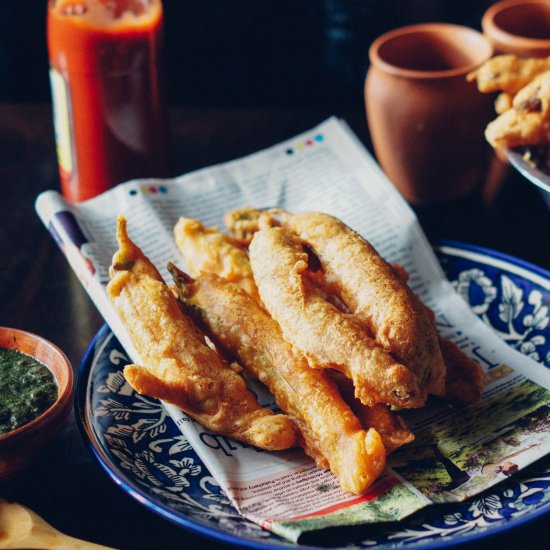 Menasinakai Bajji / Chilli Fritters