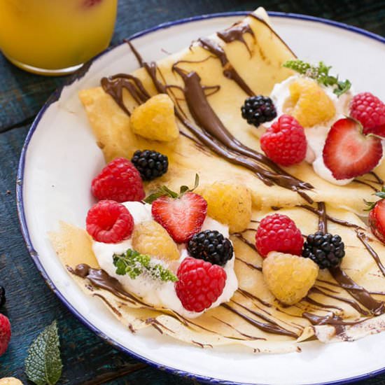 Nutella Berry Crepes